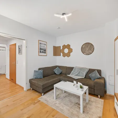 Апартаменты Cozy Near Airport & Center With Private Garden *